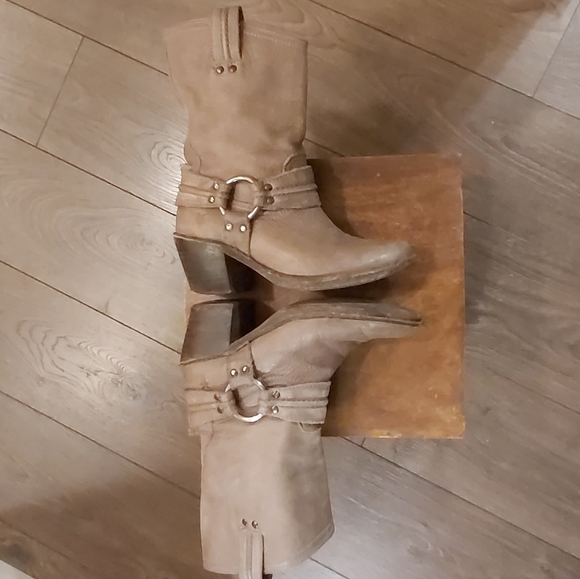 Frye Carmen Harness Short boots - Picture 3 of 11